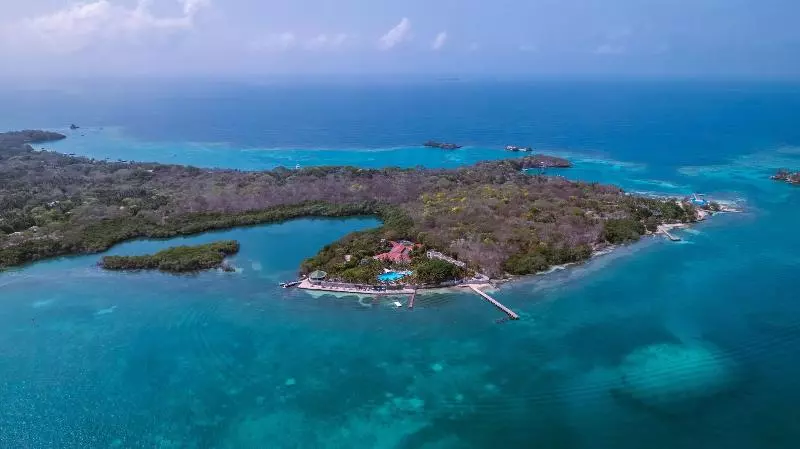 Hotelli Cocoliso Island Resort