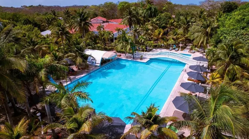 Hotelli Cocoliso Island Resort