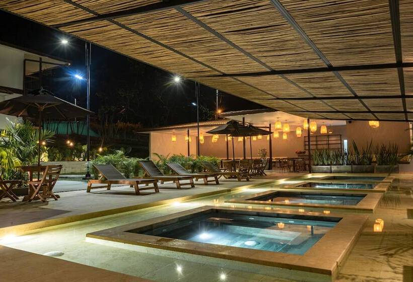 هتل Finca Del Café   Casa Typica