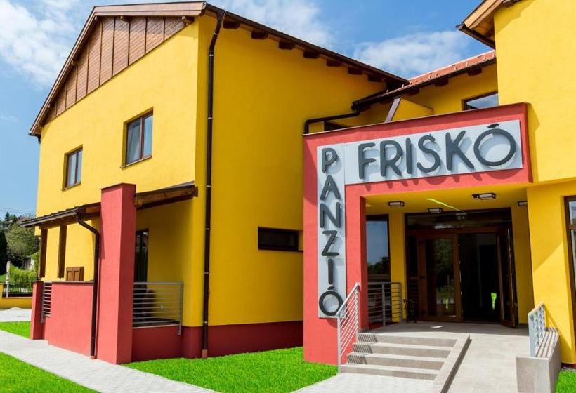 فندق Friskó Panzió