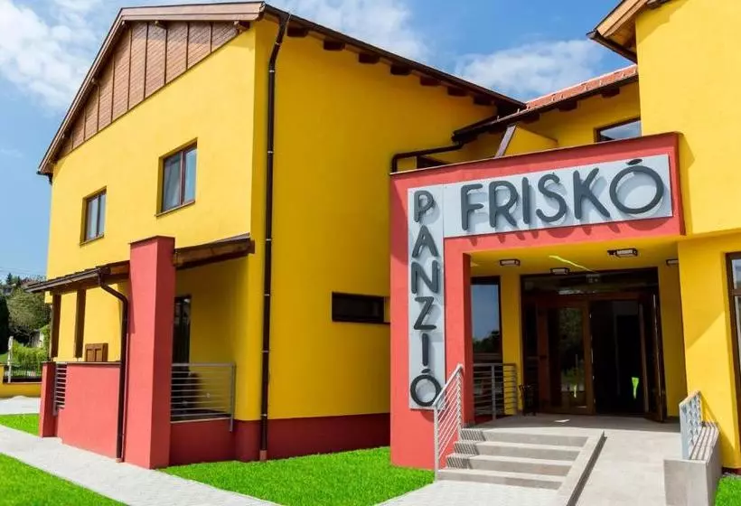 هتل Friskó Panzió
