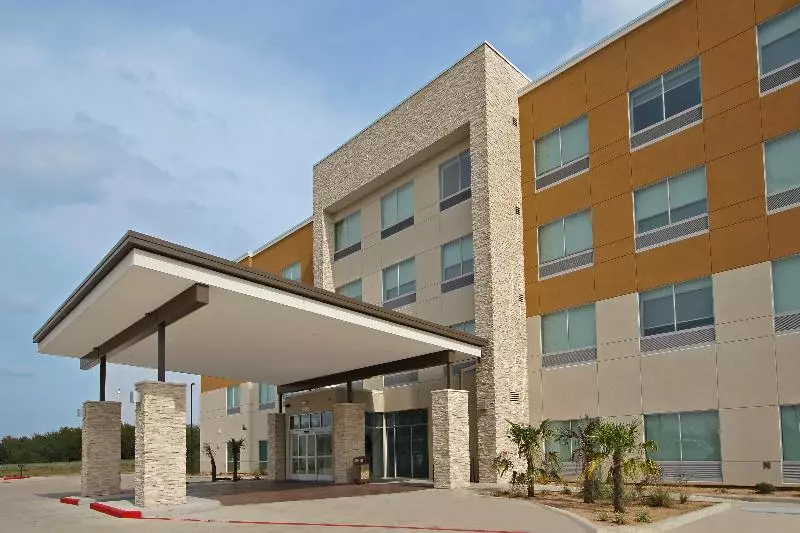 Hotelli Holiday Inn Express & Suites   Brookshire   Katy Freeway, An Ihg