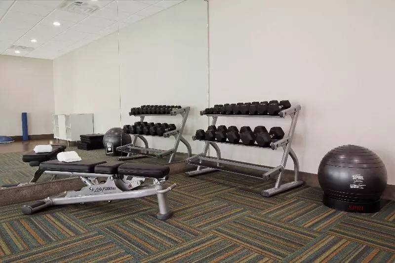 Hotelli Holiday Inn Express & Suites   Brookshire   Katy Freeway, An Ihg