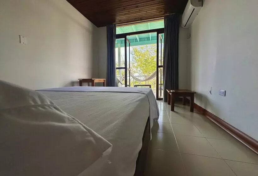 Hotelli South West Bay Cabañas