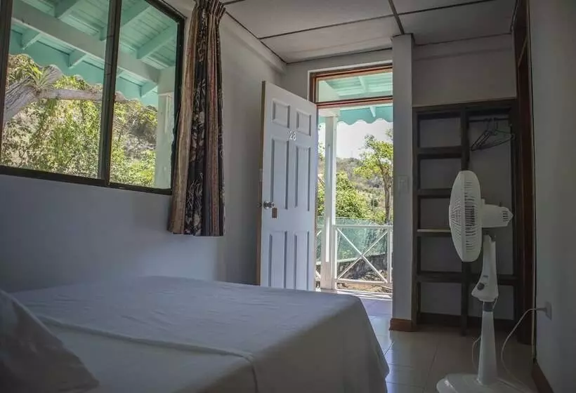 Hotelli South West Bay Cabañas