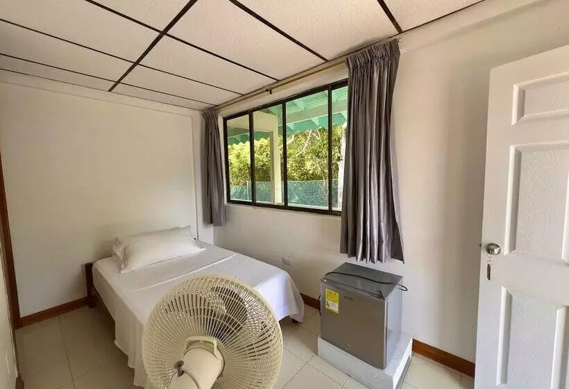 Hotelli South West Bay Cabañas
