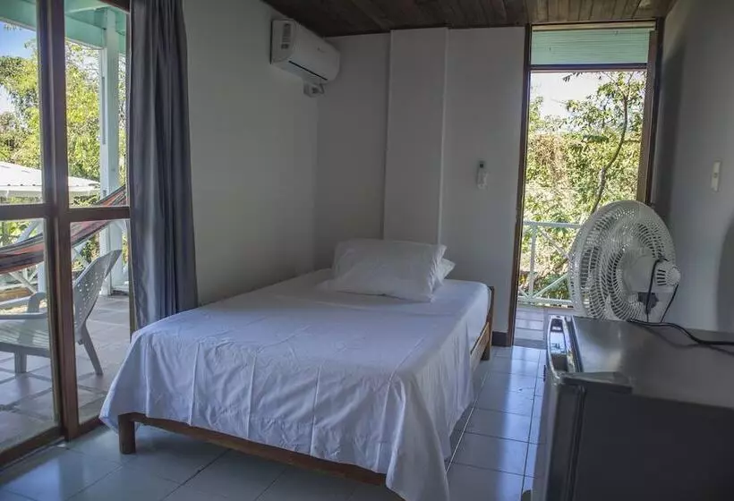Hotelli South West Bay Cabañas