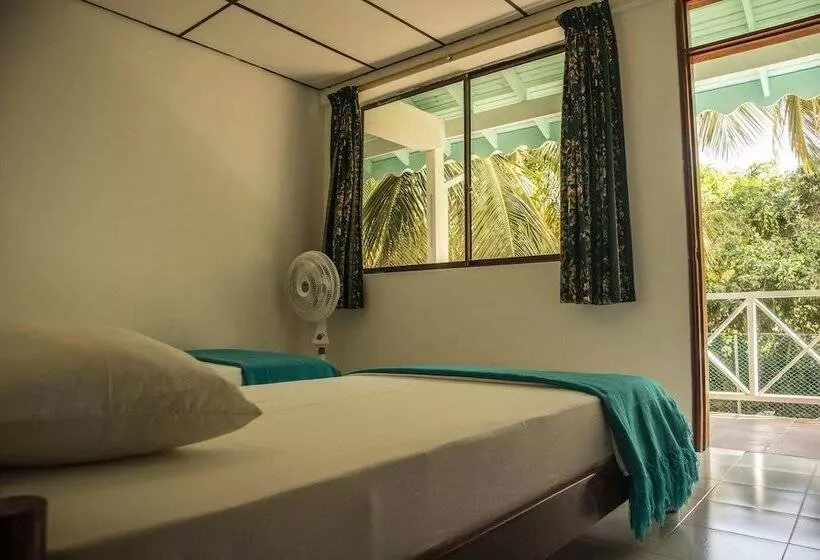 Hotelli South West Bay Cabañas