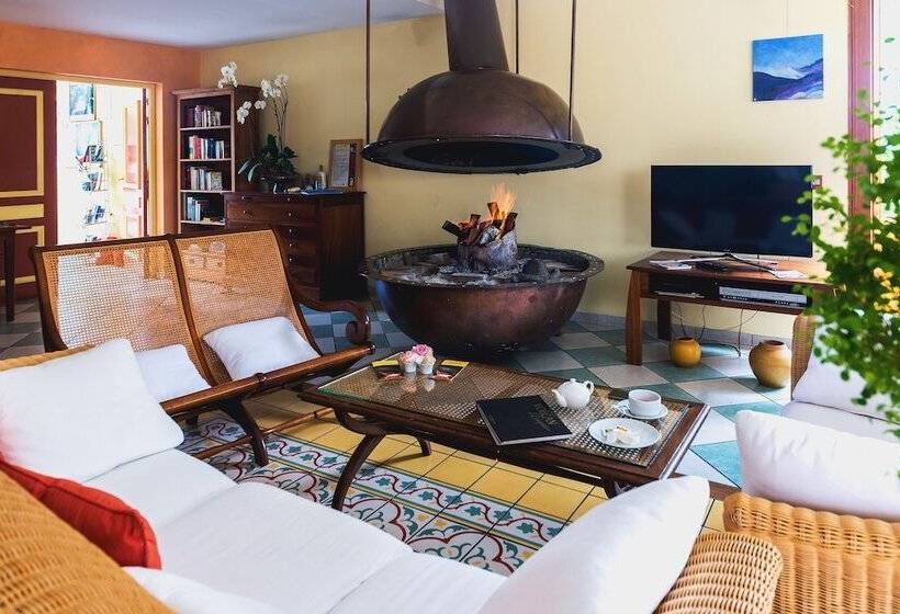 هتل Tsilaosa Hôtel