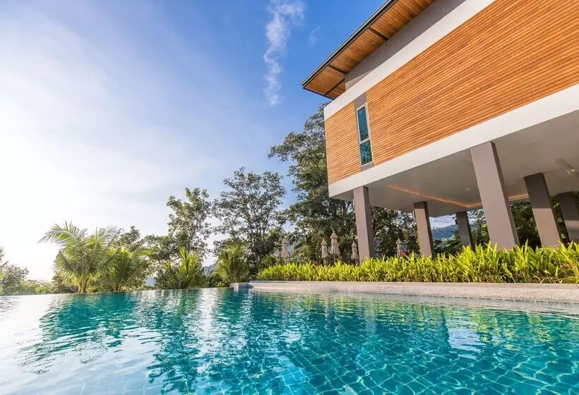 Hotelli Wyndham Grand Phuket Kalim Bay