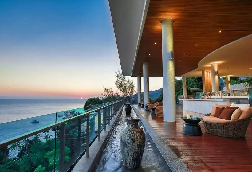 Hotelli Wyndham Grand Phuket Kalim Bay