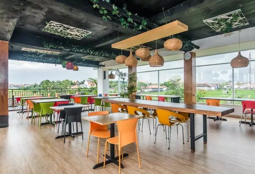 ホテル Zenrooms Denpasar Jalan Salak