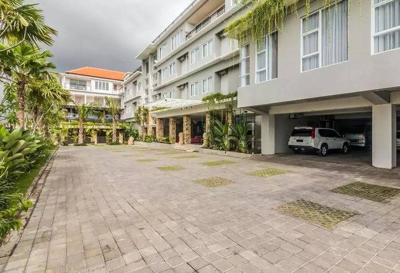 ホテル Zenrooms Denpasar Jalan Salak