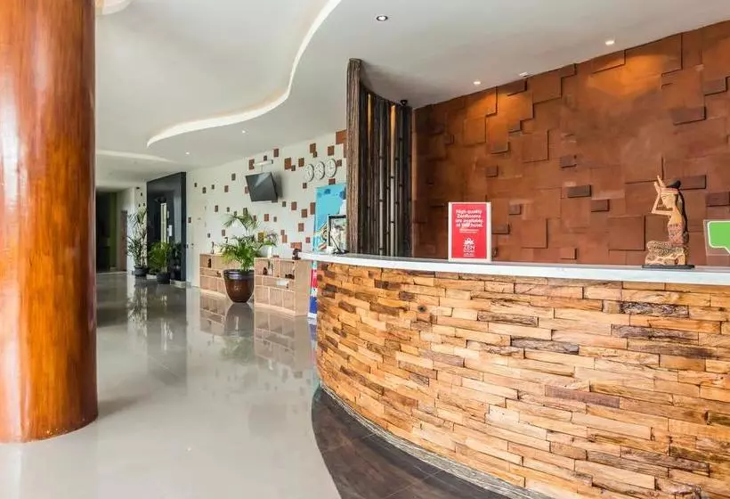 ホテル Zenrooms Denpasar Jalan Salak