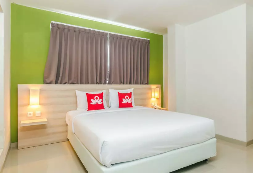 ホテル Zenrooms Denpasar Jalan Salak