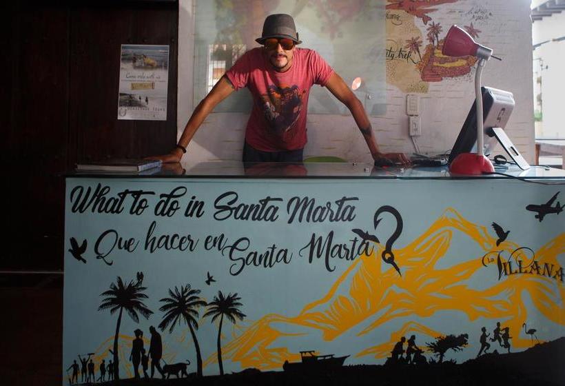 Aroha Villana Hostel