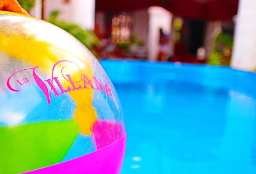 Aroha Villana Hostel