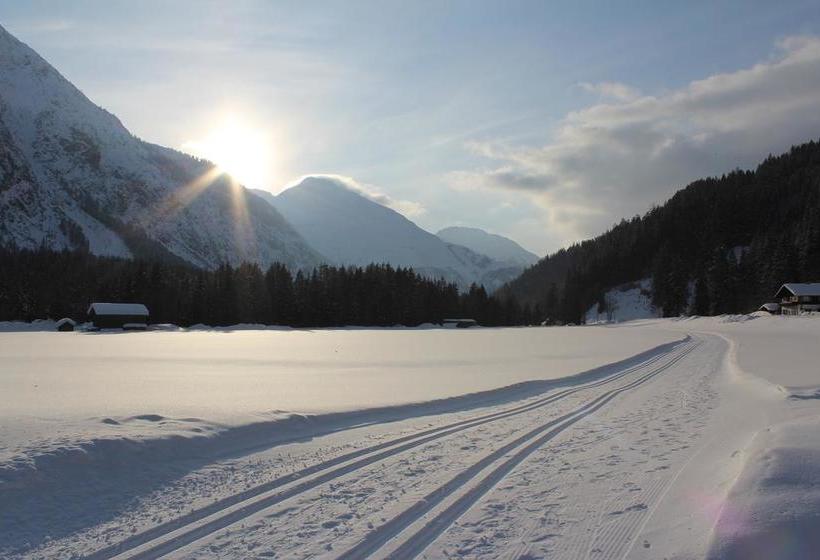 Отель Oberlechtaler Hof Boutique