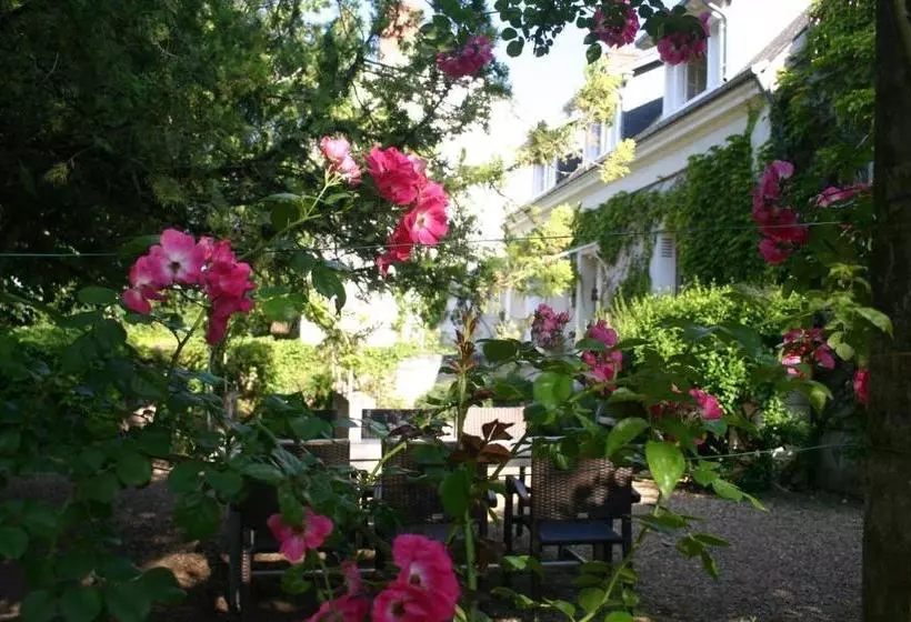 ペンション La Maison De Famille