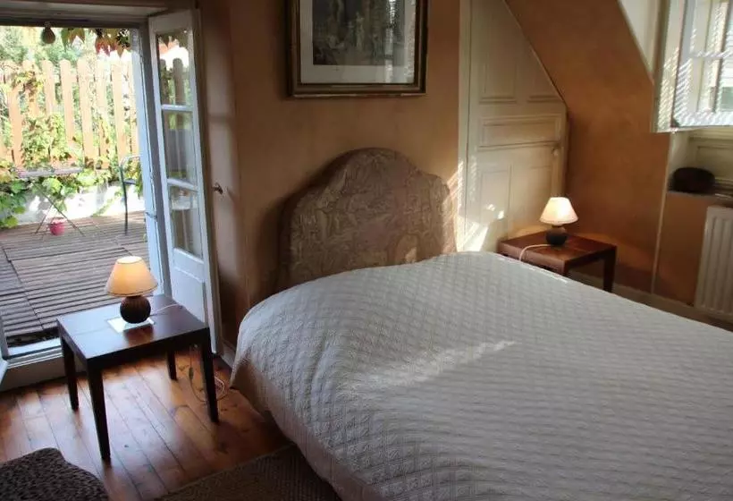 ペンション La Maison De Famille