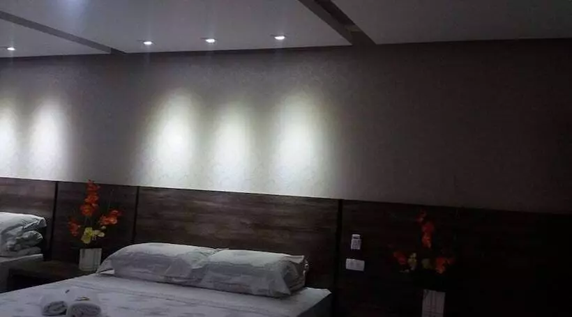 Vitor Hotel I