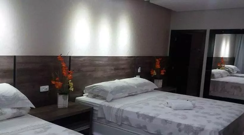 Vitor Hotel I