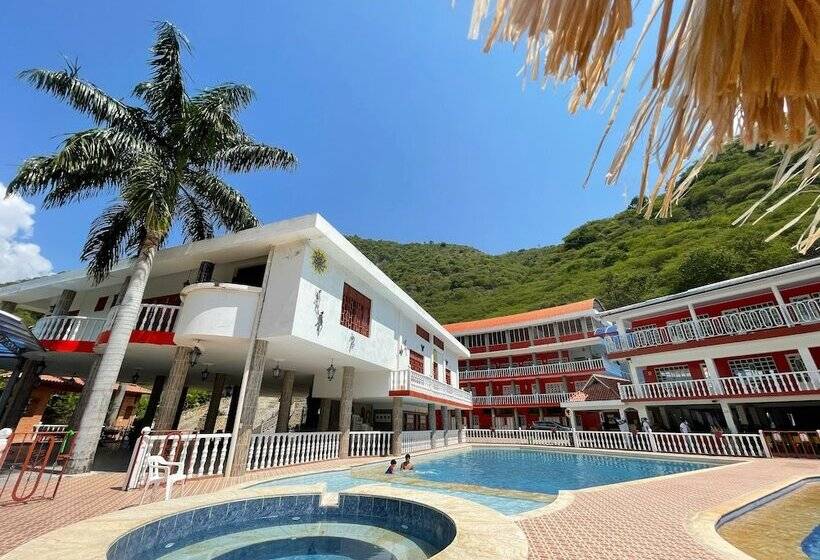 Отель Mirador De La Montaña