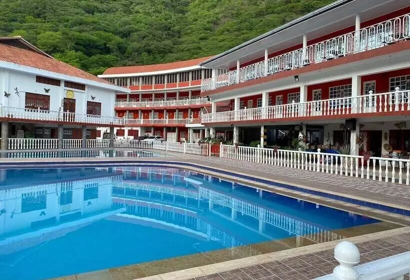 Hotelli Mirador De La Montaña