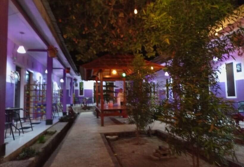 Pensjonat Homestay Sukses Tambora