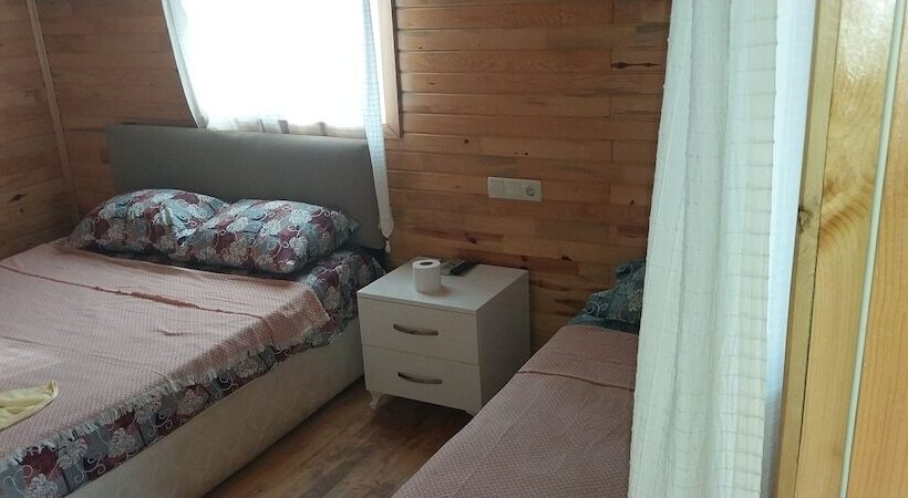 هتل Atlas Pansiyon