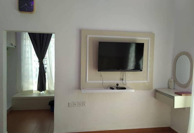 Hotel Captain's Cabin Resort