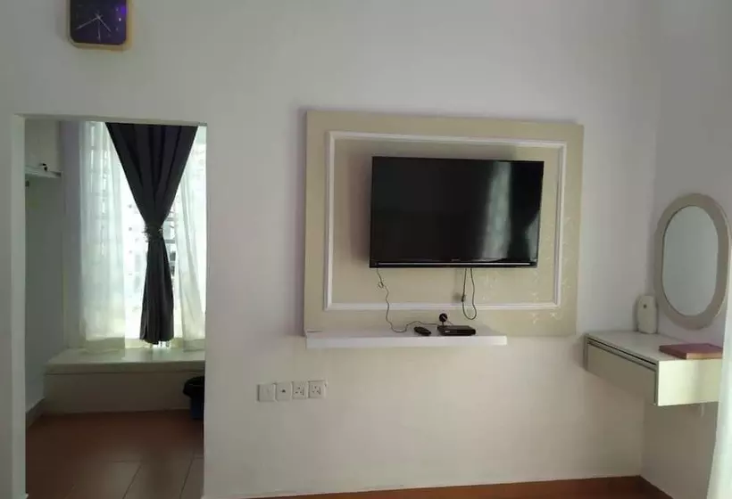 Hotelli Captain's Cabin Resort