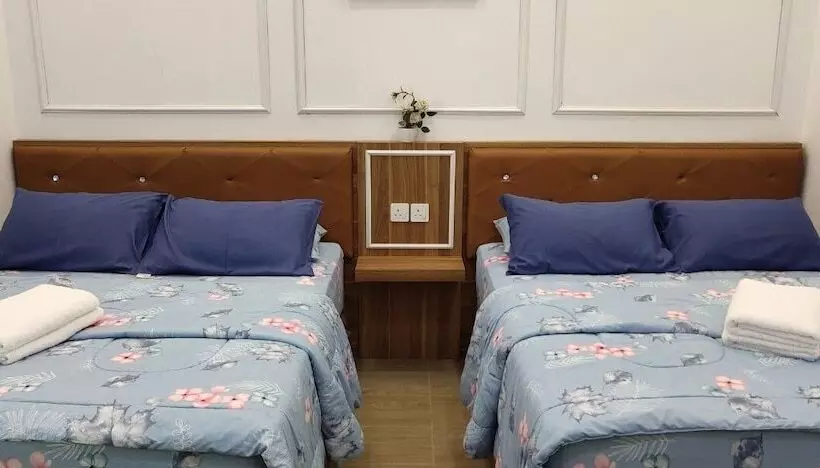 Hotelli Captain's Cabin Resort