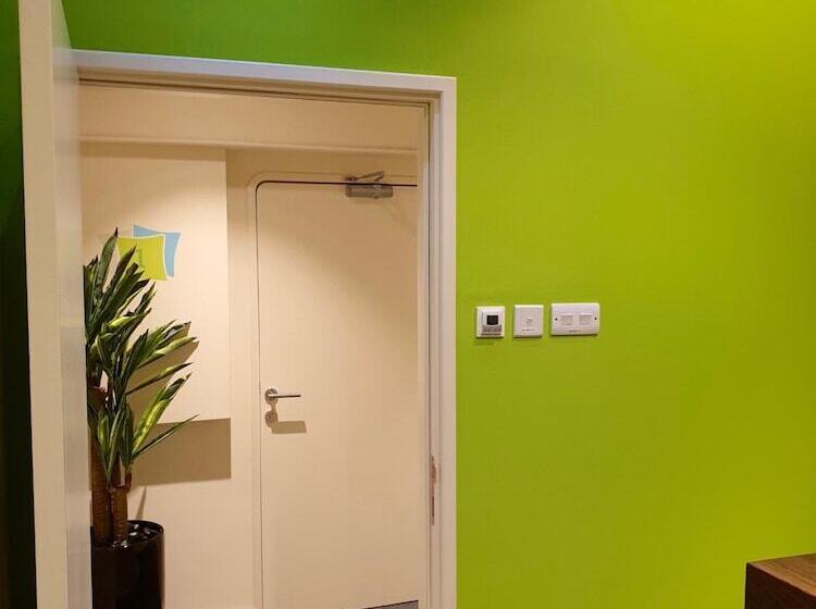 Kapselhotel Sleep N Fly Sleep Lounge, C Gates Terminal 3 - Transit Only