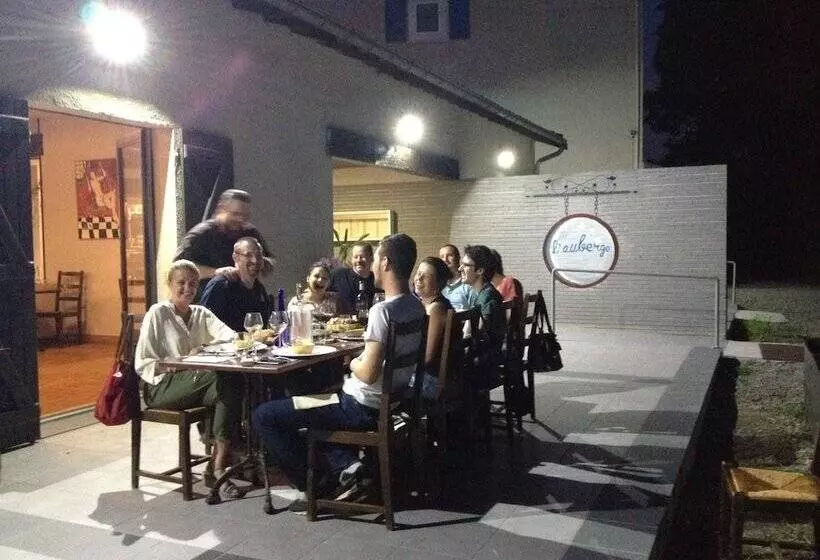 Friendly Auberge