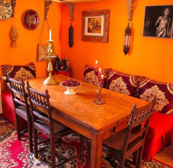 B&b In Arles L Atelier Du Midi Chambre D Hôtes Centre Historique Arles