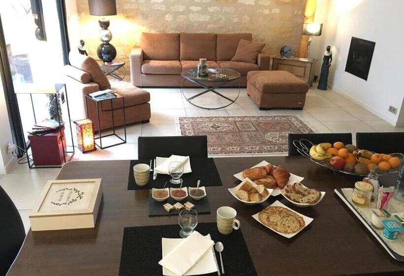 Aamiaismajoitus (B&B) Chambres A Bord O