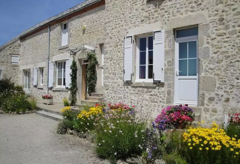 Aamiaismajoitus (B&B) Ferme De La Poterie