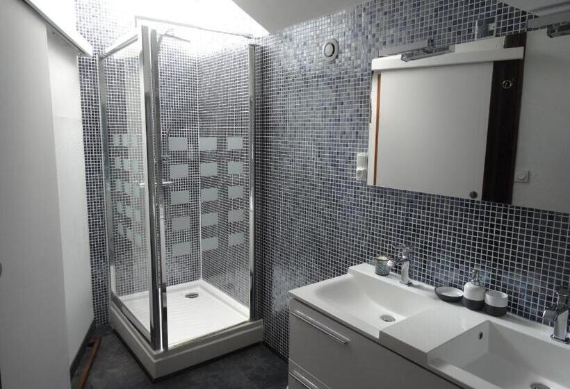 مبيت وإفطار La Fontenelle Chambres D'hôtes