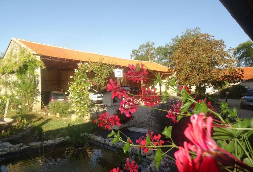 مبيت وإفطار La Fontenelle Chambres D'hôtes