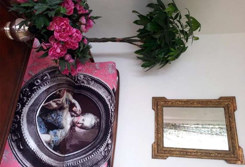 Bed and Breakfast Les Francières