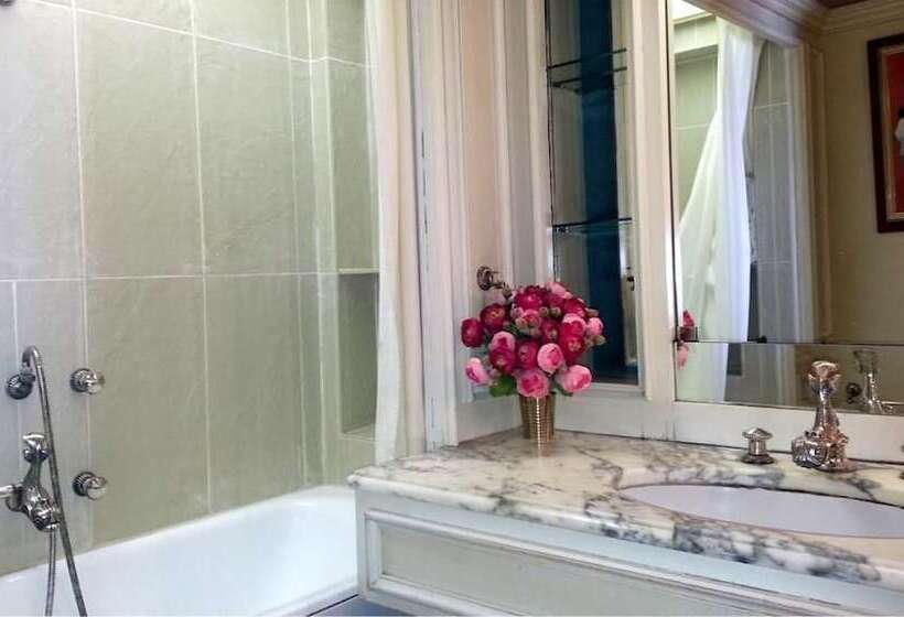 Bed and Breakfast Les Francières