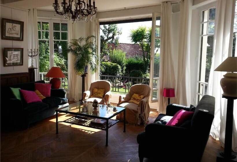 Bed and Breakfast Les Francières