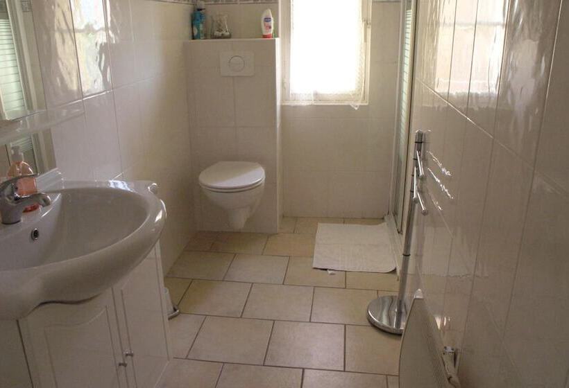 Bed and Breakfast Les Jardins D Avène