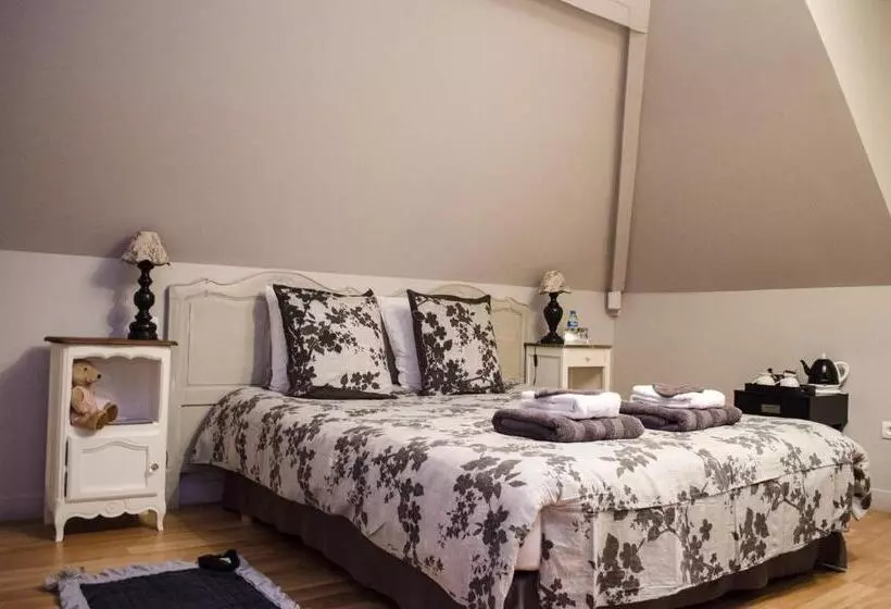 Aamiaismajoitus (B&B) L'escarbotine
