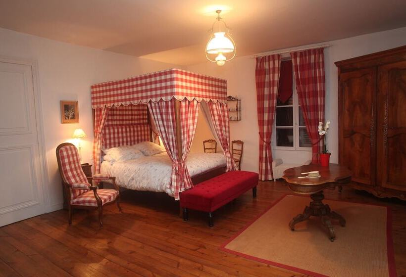 مبيت وإفطار Logis De La Clef De Bois