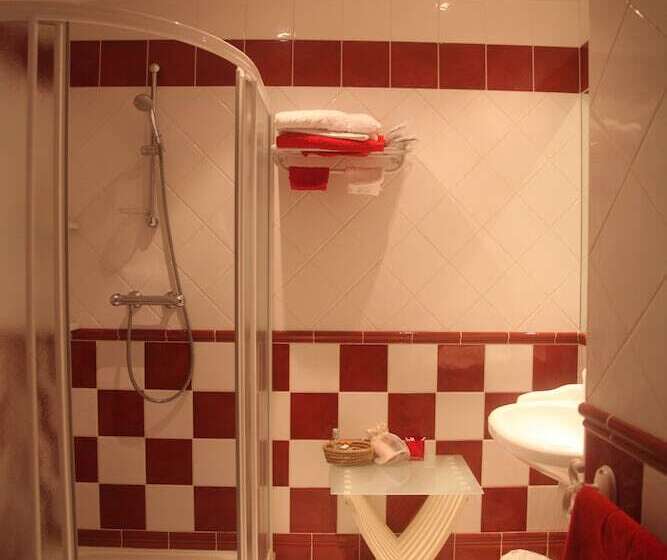 مبيت وإفطار Logis De La Clef De Bois