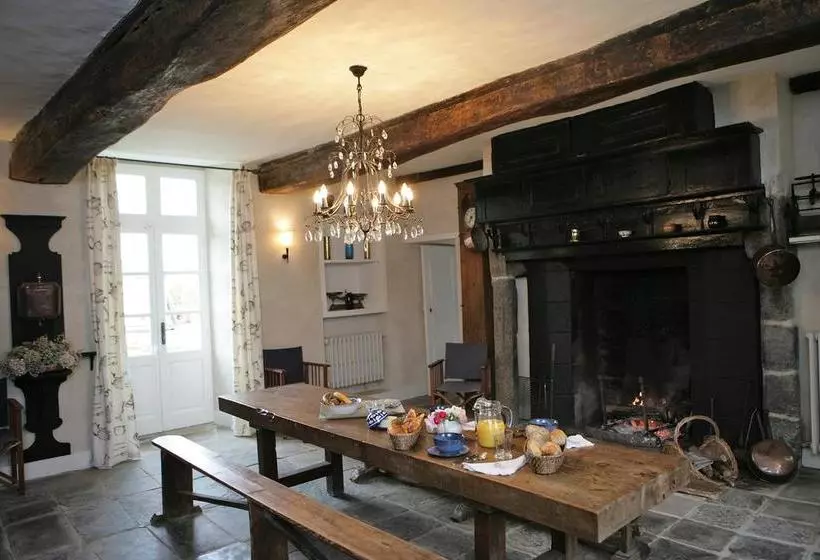 تختخواب و صبحانه Manoir Du Mesnil De Bas