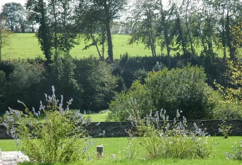 تختخواب و صبحانه Manoir Du Mesnil De Bas