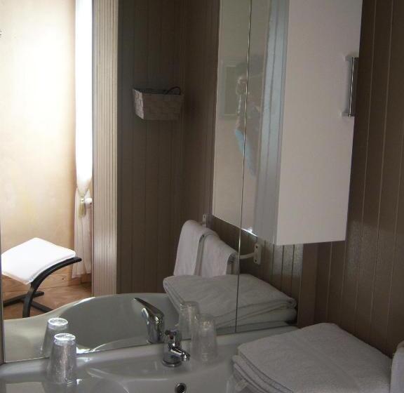 Отель Edelweiss